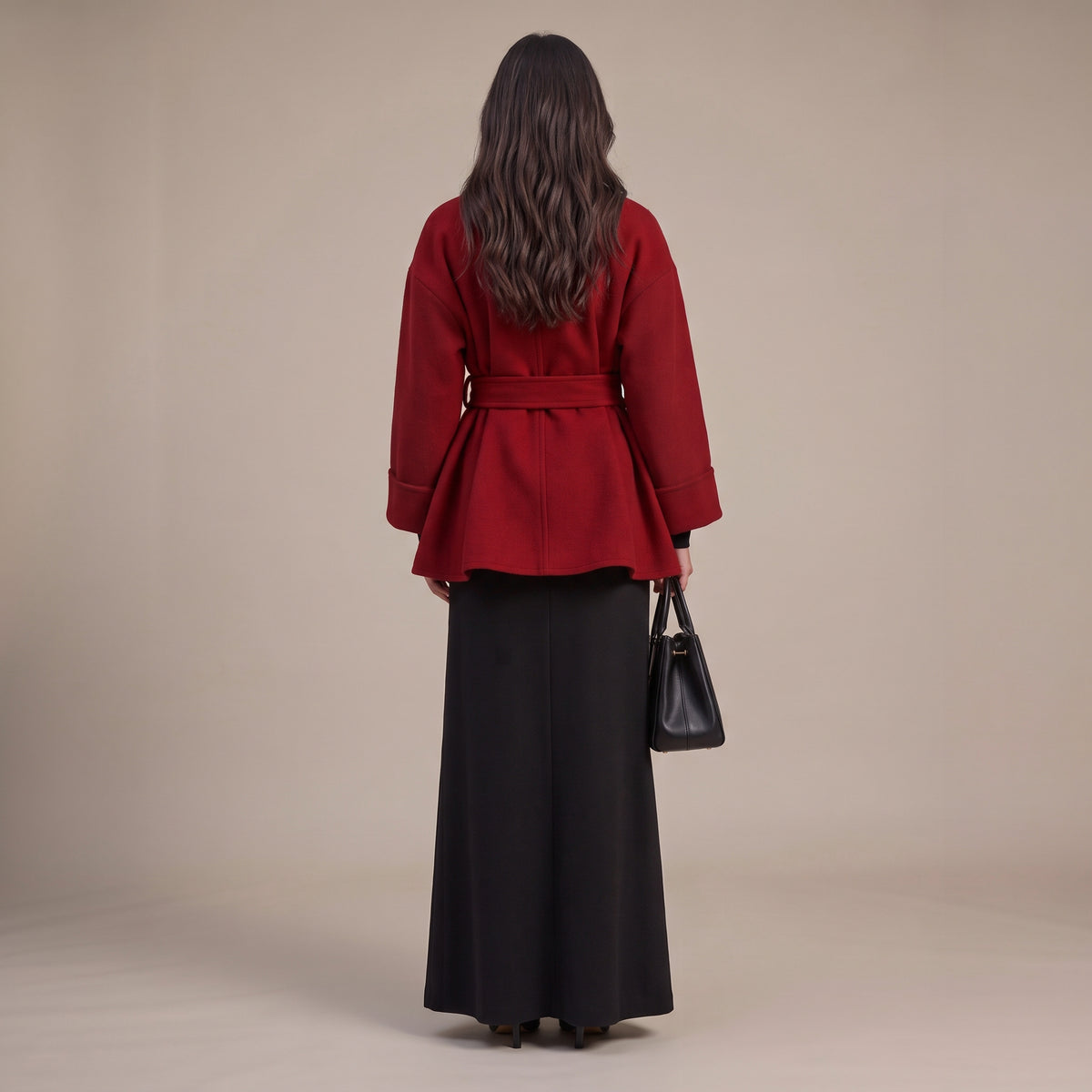 Kurzmantel Hala in Rot mit Schalkragen und Bindegürtel