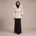 Steppjacke Amira in Rosa mit Fellkapuze und Gürtel